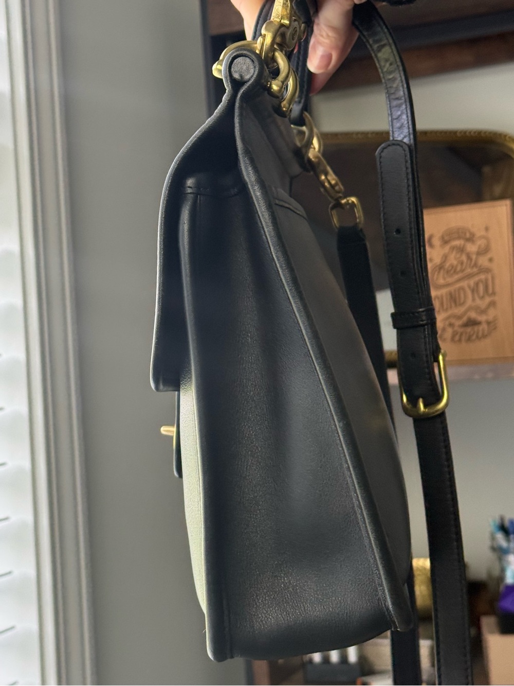 Authentic Black Vintage Coach Willis 9927 with Brass Hardware - Picture 6 of 11